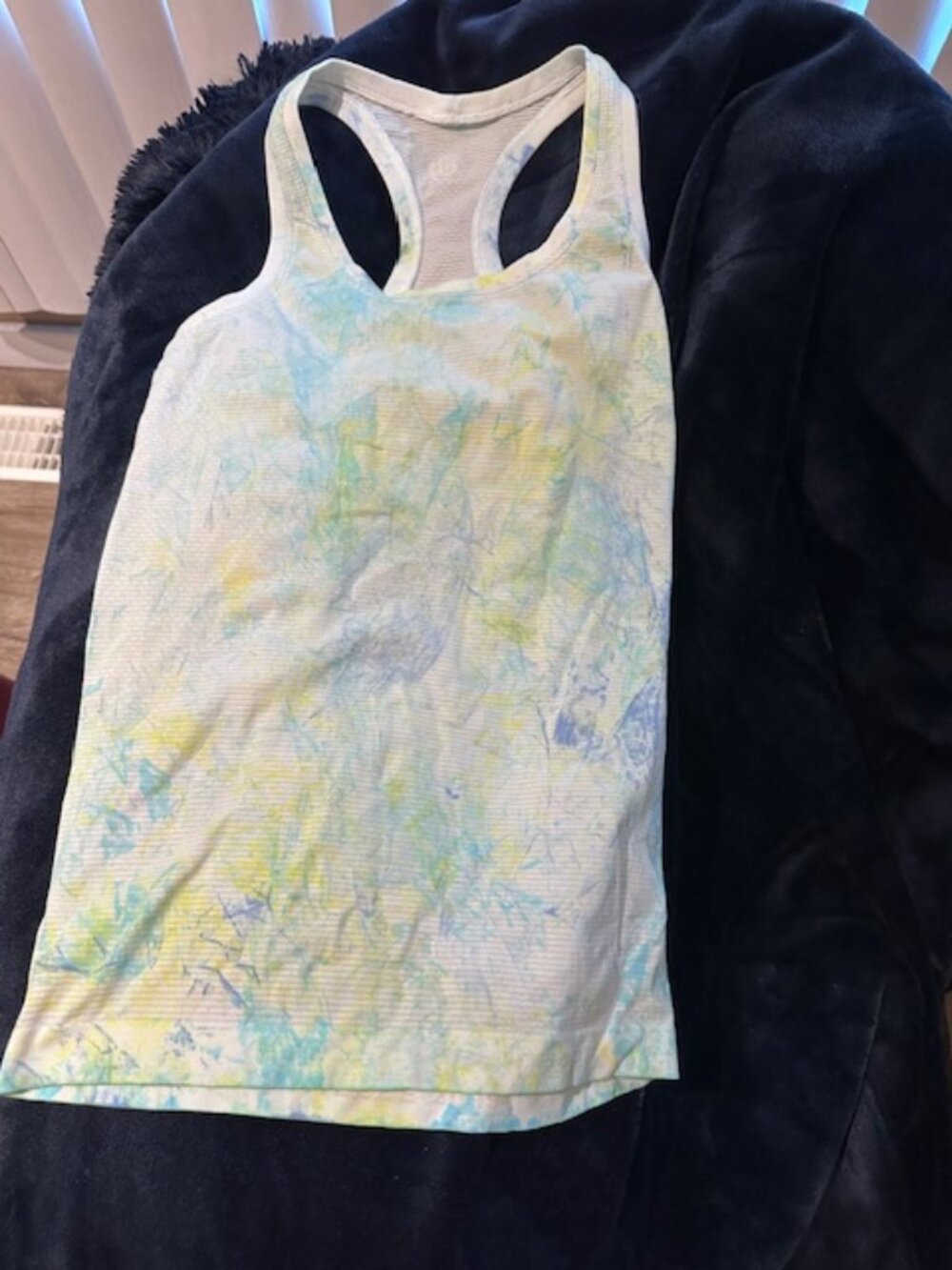 Lululemo Run Swiftly Seawheeze tank top size 4